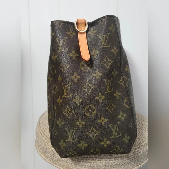 PLK Mono Montaigne GM Style Bag - Picture 4 of 14